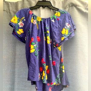 Old Navy Ruffled Cute flowered shirt